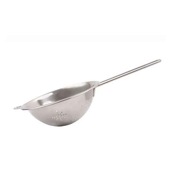 cedník d18cm,NR plech.,rukojeť