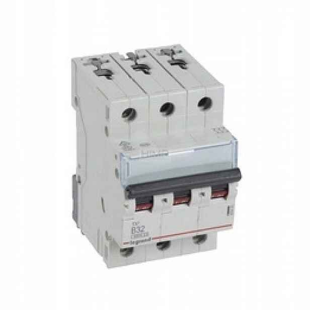 Nadproudový spínač 3P B32A 6kA S303 TX3 403405