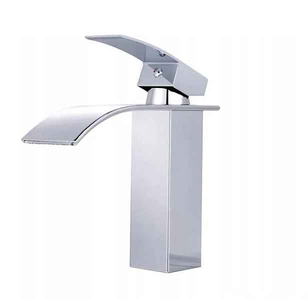 Umyvadlová Baterie Na Desku Vodopád Cubic Baterie Modern Waterfall