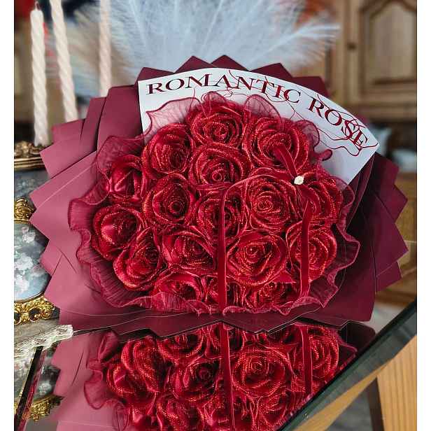 Kytice Růží saténových Věčné růže Handmade Trvalý Dárek 17 růží XXL