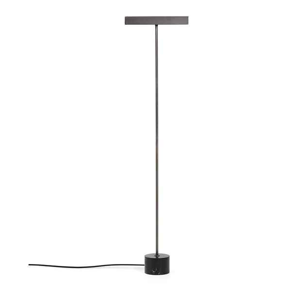 Černá stojací lampa (výška 121 cm) Lynor – Kave Home
