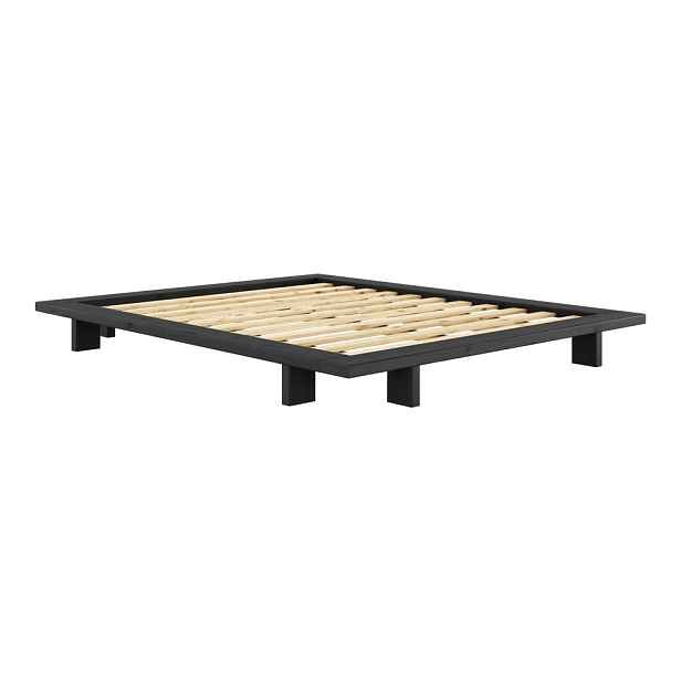 Černá dvoulůžková postel z borovicového dřeva s roštem 160x200 cm Japan – Karup Design