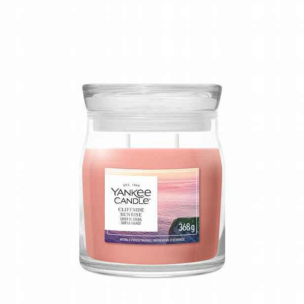 Střední vonná svíčka Yankee Candle Cliffside Sunrise