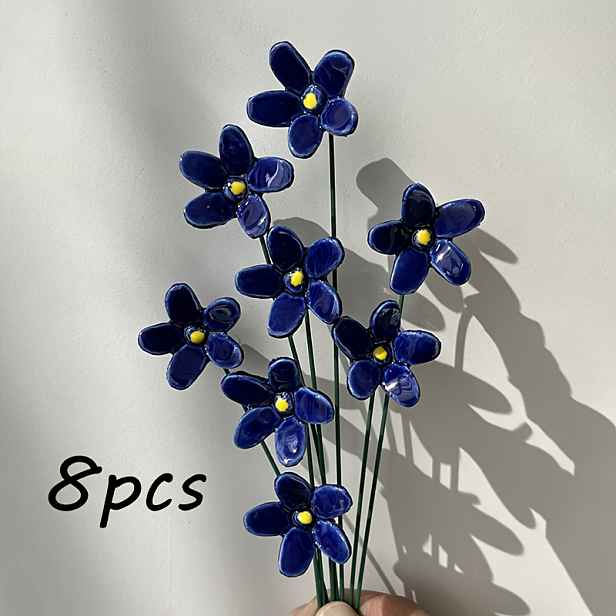 TEMU Osm kusů hlubokých, elegantních, klidných a tajemných ručně vyráběných modrých keramických umělých květin navržených pro nadčasovou domácí