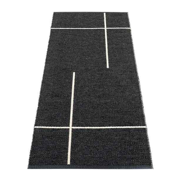 Černý vnitřní a venkovní běhoun 70x180 cm Fred Black – Pappelina