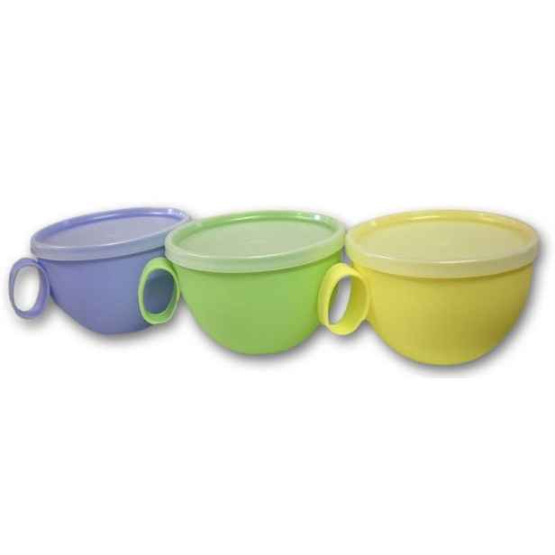 hrnek 600ml XXL s víčkem, plast