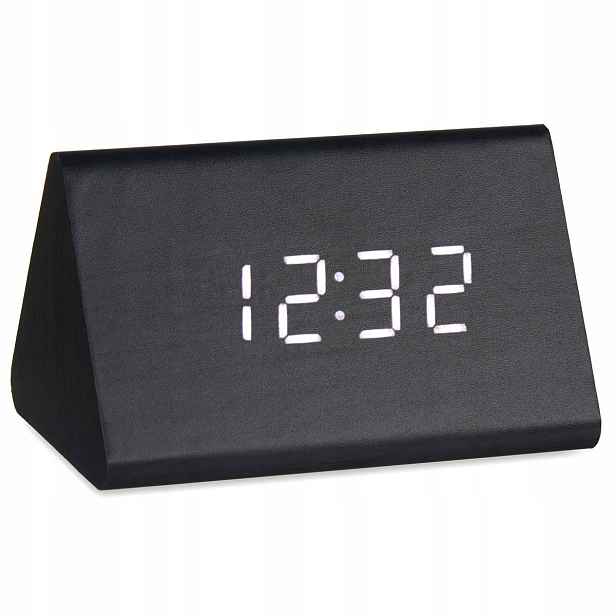 Elektronické hodinky z Mdf