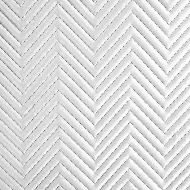 Bílá přikrývka na postel Sofia 220 x 240 cm Elegantní prošívaná Glamour