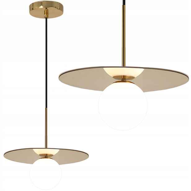 Moderní Závěsná Lampa S Bílým Skleněným Stínidlem Ve Zlaté Barvě