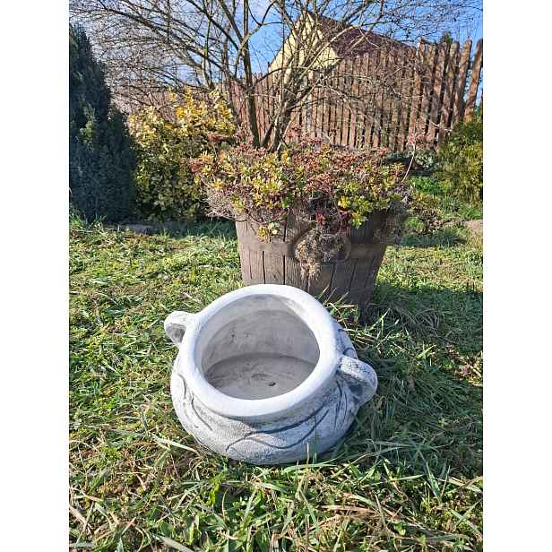 Zahradní figurka Džbán Květináč betonové figurky
