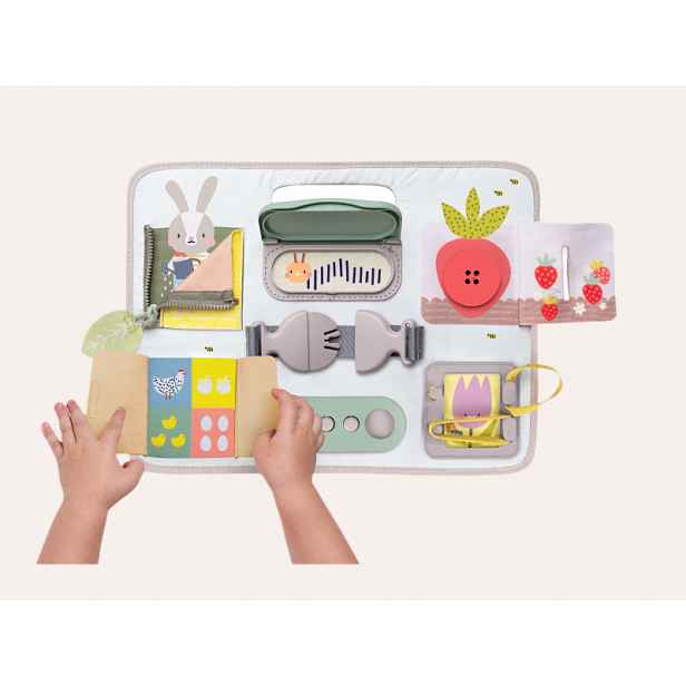 Taf Toys Activity board - zahrada