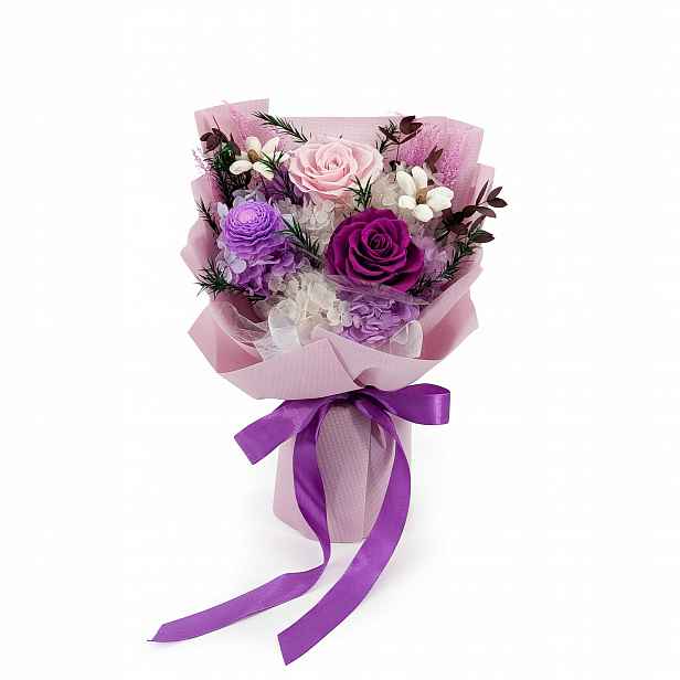 Prémiová kytice v krabičce Evergive A Lasting Gesture Violet Grace