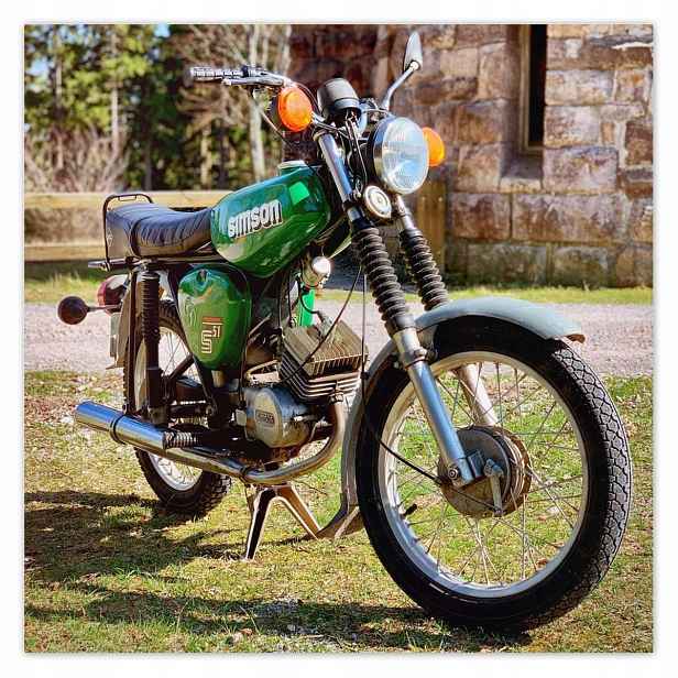 Plakáty 140x140 Simson S51 Electronic
