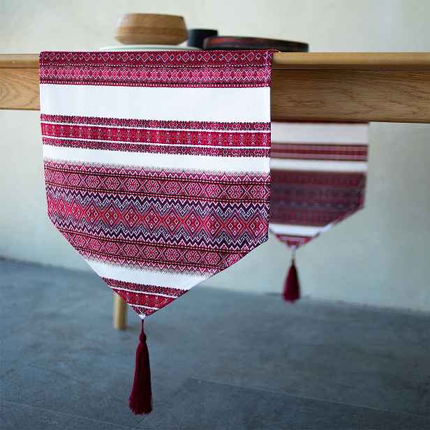 Tkaný běhoun s třásněmi, lidový vzor, 180x40 cm – Ideální dárek