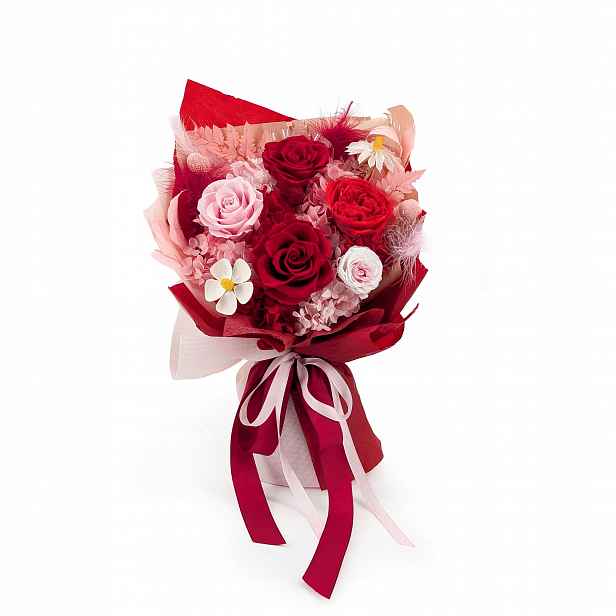 Prémiová kytice v krabičce Evergive A Lasting Gesture Red Desire