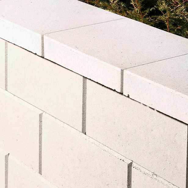 Tvárnice plotová BEST LUNETA III bílá 200×200×200 mm