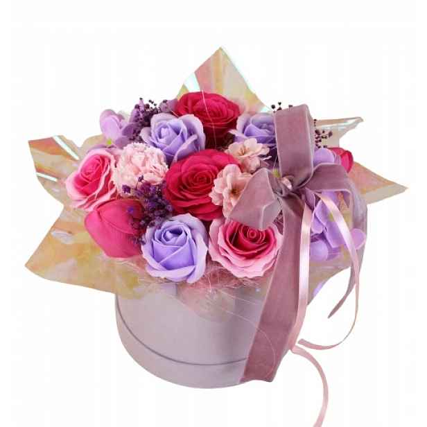 Flowerbox Mýdlové květiny ve velurové krabičce Dárek Kytice