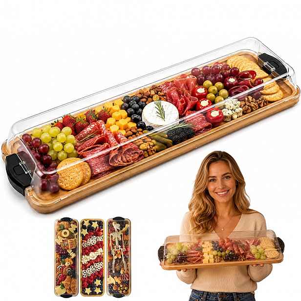 Dřevěná deska s krytem na občerstvení, sýry a uzeniny do kuchyně, catering