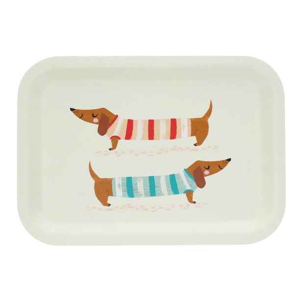 Krémový dřevěný dětský tác 20x28 cm Sausage dog – Rex London