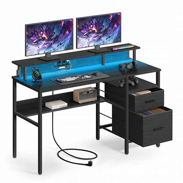 Černý psací stůl s Led osvětlením a napájecí lištou 2x Ac zásuvky 2x Usb A