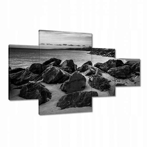 Obrazy 130x80 Balvany na pláži Černobílá fotografie