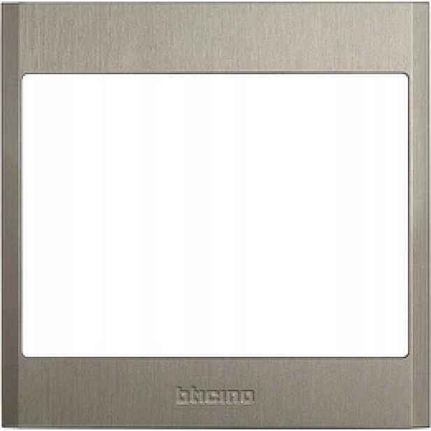 Linea 5000 rámeček klávesnice Rfid s indukční smyčkou titan Bticino 345204