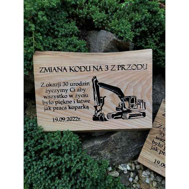 Dřevěný dárek pro Operátora Bagru k narozeninám