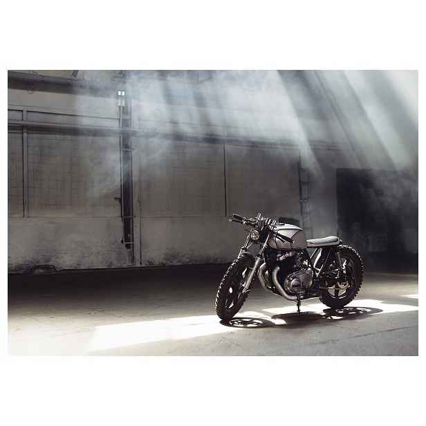 Fototapeta Motocykl Cafe Racer Loft Industrial 254x184 vinylová lepidlo