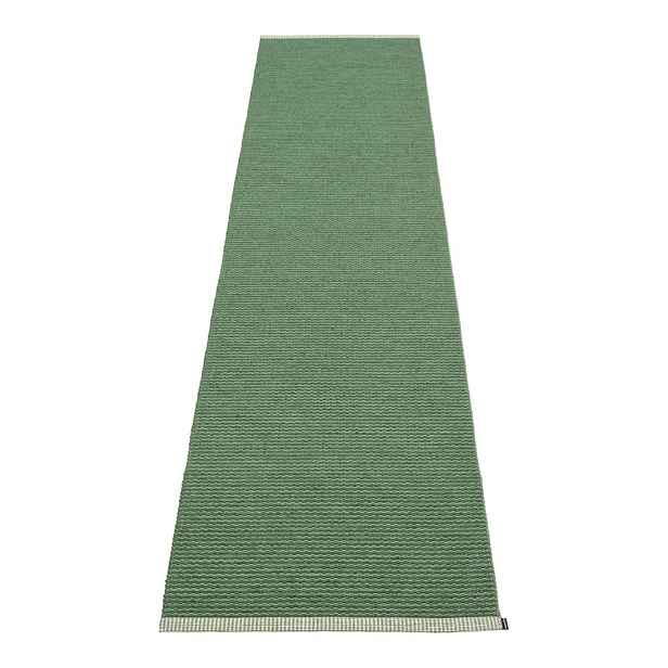 Zelený vnitřní a venkovní běhoun 70x300 cm Mono Leaf Oregano – Pappelina