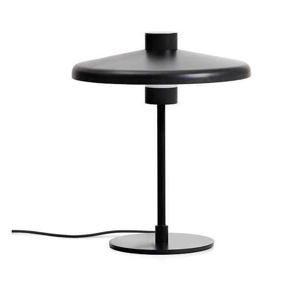 Černá stolní lampa s kovovým stínidlem (výška 32,5 cm) Nuvira – Kave Home