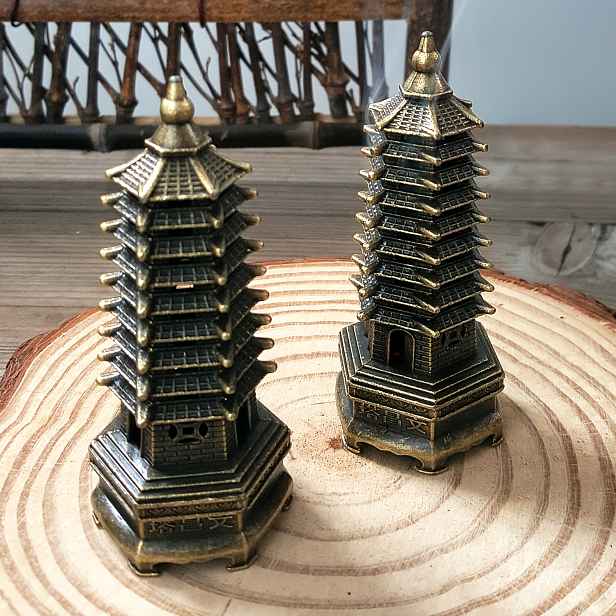 TEMU Sada 2 ks, devítivrstvý držák vonných tyčinek Tower, mini pagoda z vintage slitiny zinku, konický difuzér, Shui věž, ozdoba, akademický