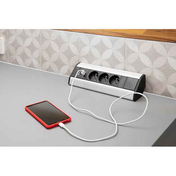Prodlužovací Kabel stolní Gtv 3x zásuvka 2xUSB stříbrný AE-PBKT3U2U-80