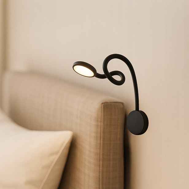 Modus Soft Touch Černá lampa s flexibilním výložníkem pro postel