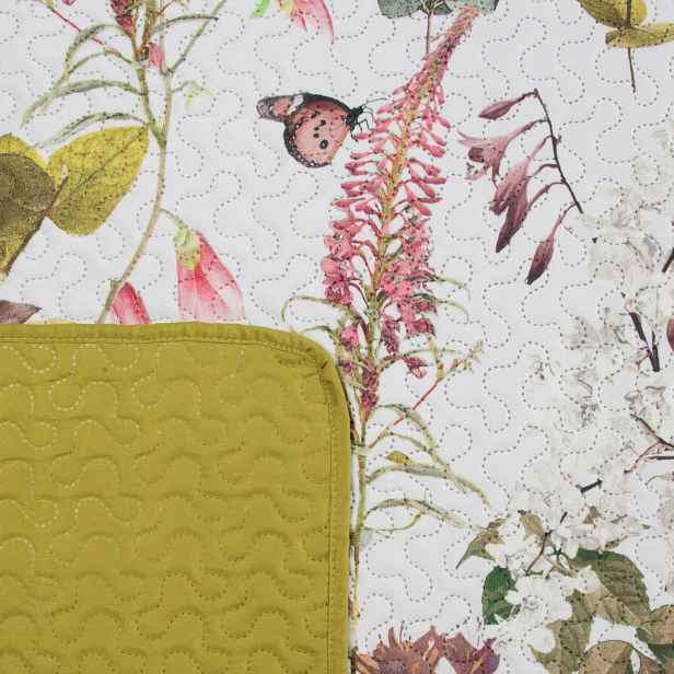 Přehoz na postel Rosa 200x220 květy větvičky prošívaná glamour boho měkký