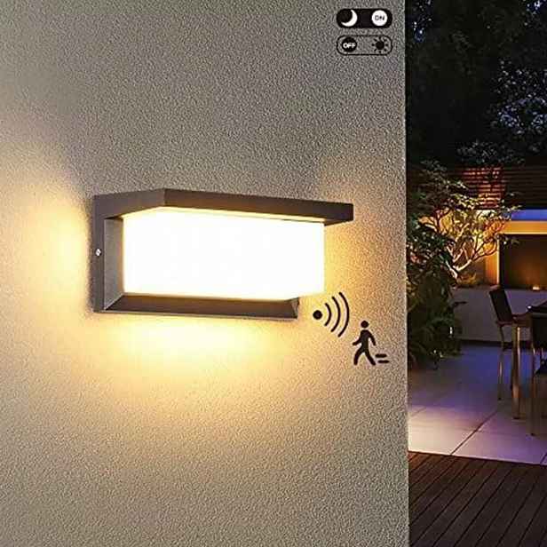 Led Venkovní Nástěnné Svítidlo Nad Vchodové Dveře 18W s pohybovým senzorem