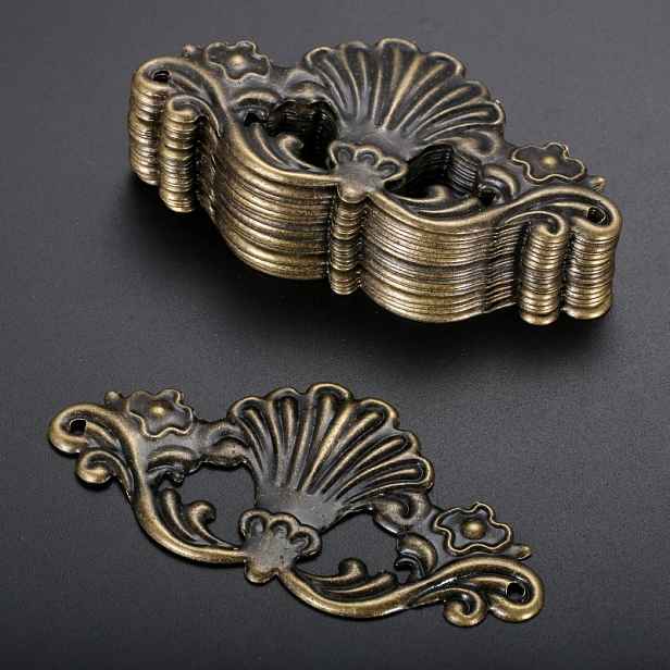 TEMU Sada 10 roztomilých rohových chráničů ve stylu starožitné bronzové s vintage designem a květinovými vzory, ideální pro vylepšení nábytku,