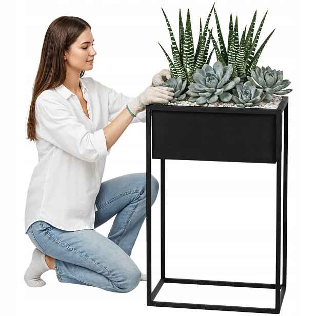 Držák Na Květináč Loft Kovový Stojan Na Květiny Černý 60 CM Polský