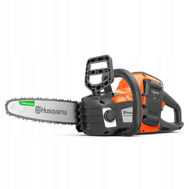 Akumulátorová pila Husqvarna 215i s akumulátorem a nabíječkou