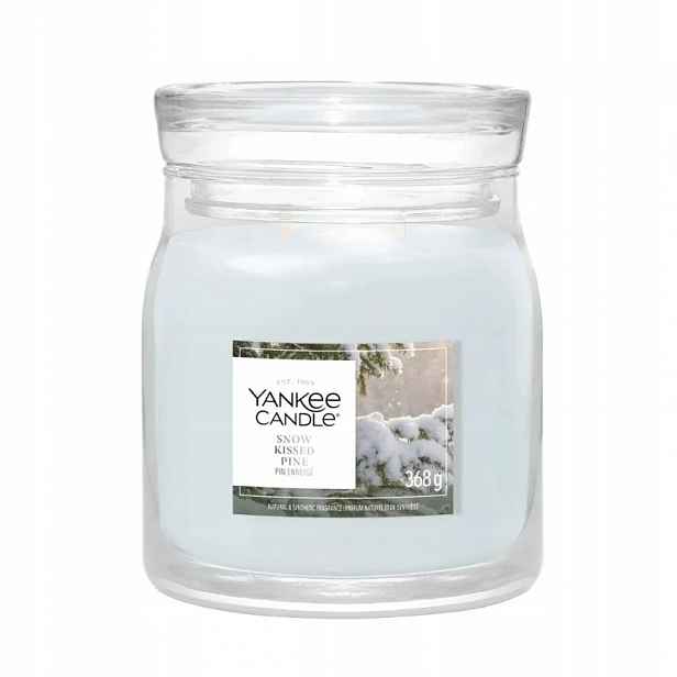 Střední svíčka Signature Snow Kissed Pine Yankee Candle
