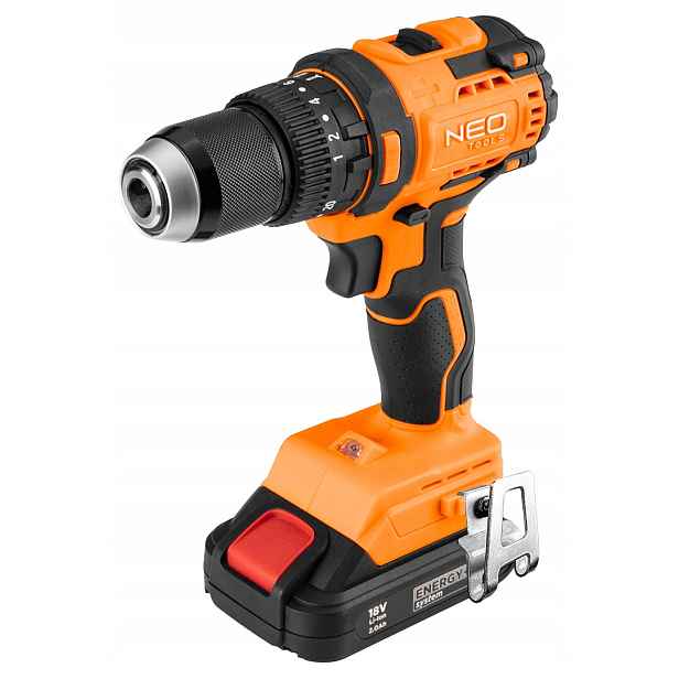 Aku Vrtačka bezkartáčový 18 V, rukojeť 13 mm, kompaktní,