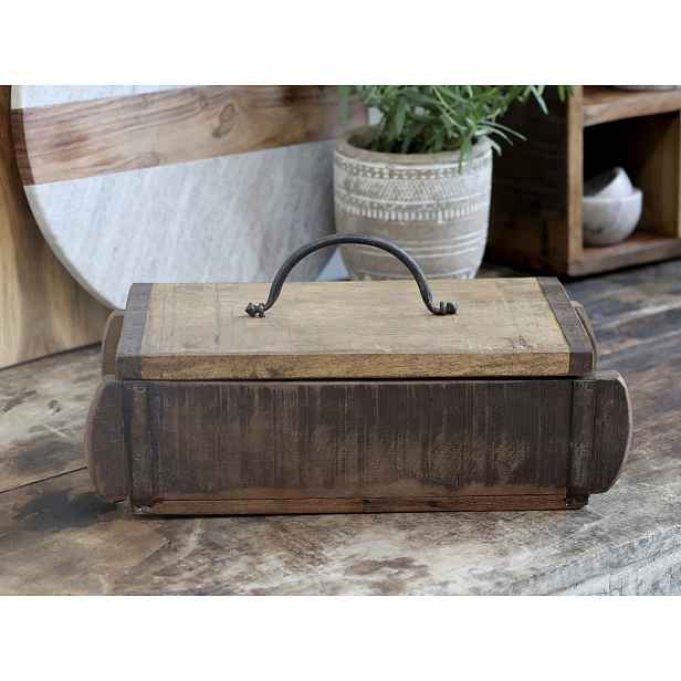Dřevěná přírodní retro bedýnka s víkem Grimaud Brick old - 30*14*10 cm Chic Antique