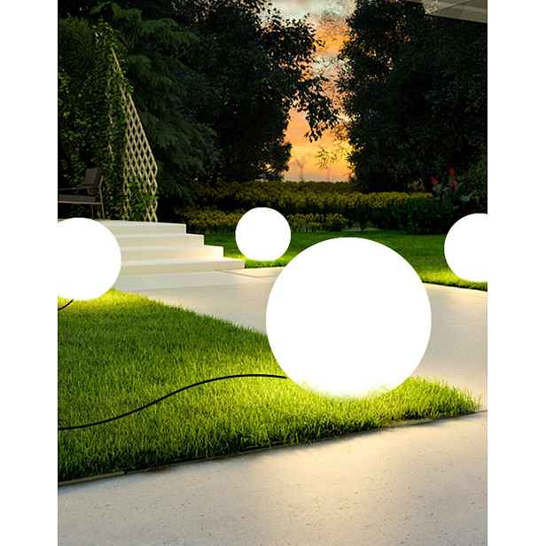 Zahradní lampa koule S 35 cm