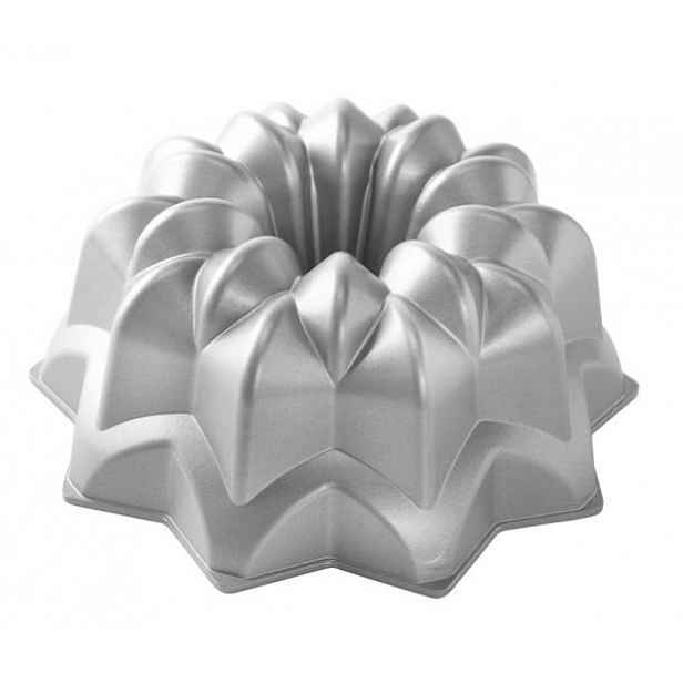 Nordic Ware Forma na bábovku Vintage star 2,4 l, stříbrná