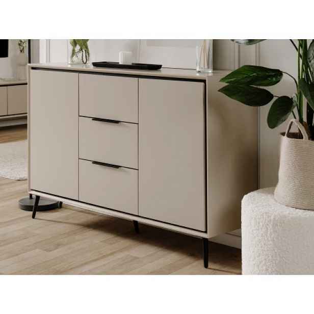 Komoda se zásuvkami Garrone 135 cm, písková