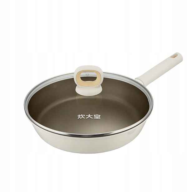 Nepřilnavá pánev Cooker King 24 cm s titanovým povrchem