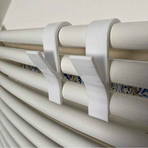 háček- 6ks koupel., na topný žebřík, bílý, plast