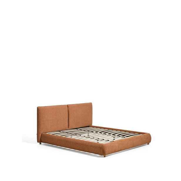 Čalouněná dvoulůžková postel s roštem 180x200 cm v terakotové barvě Elerio – Kave Home