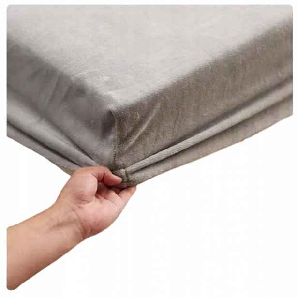 Teplé A Příjemné Na Dotek Plyšové Prostěradlo S Gumičkou Světle Šedé 200x220
