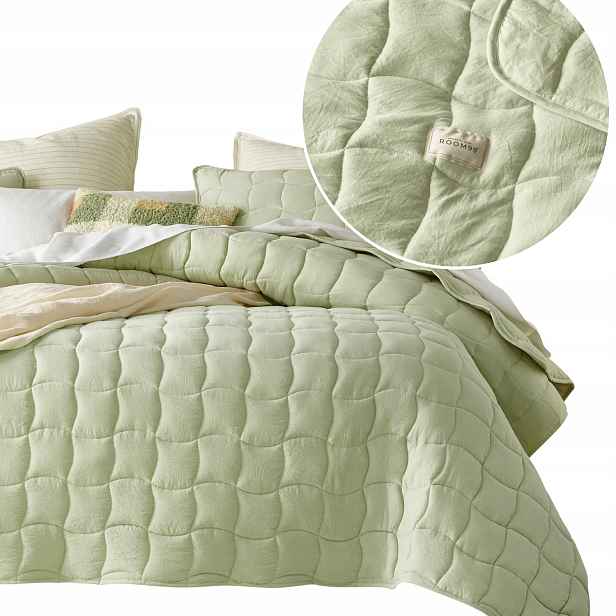 ROOM99 Přehoz na postel gauč 220x240 zelený matcha prošívaný Marshmallow