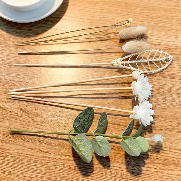TEMU Sada aromatického difuzéru s tyčinkami a kuličkami, s šťastného květu, ideální pro domácí dekorace, dekorace restaurací, atmosféru pokojů,